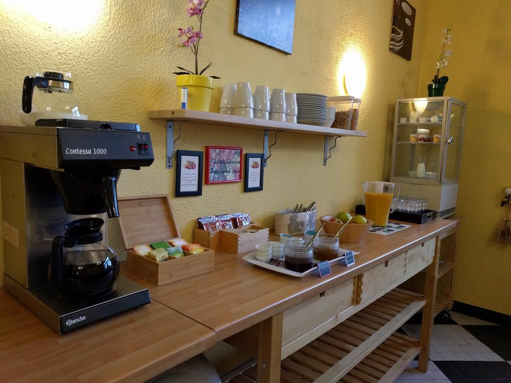 Logis La Cremaillere Hotel Montelimar Ngoại thất bức ảnh